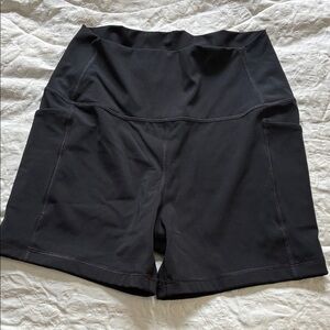 CRZ YOGA Women's Black Bike Shorts
